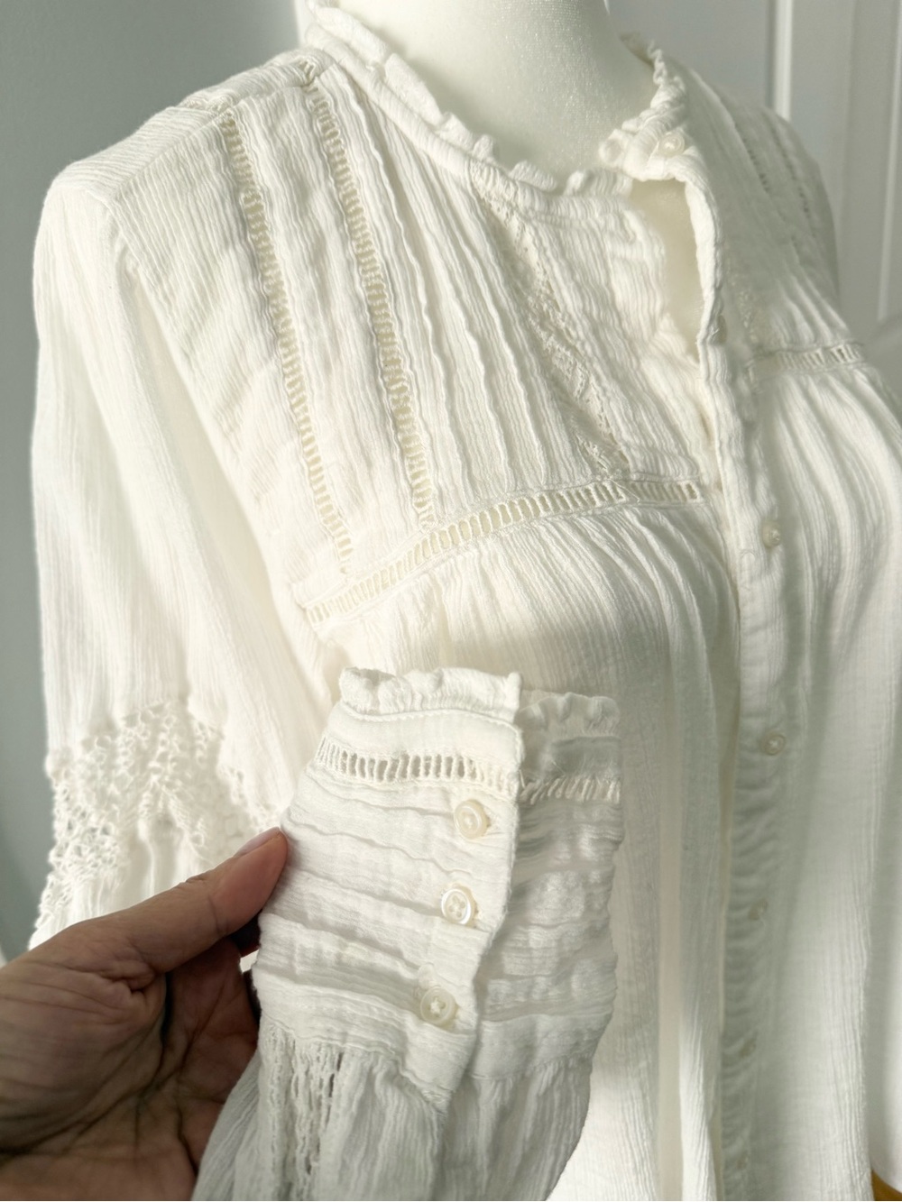 Free People Women's White Button-Down Boho Blouse - Picture 6 of 7